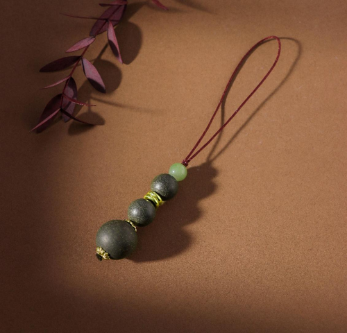 "Ruyi" Scented Botanical Phone Charm | Peace & Prosperity Blend