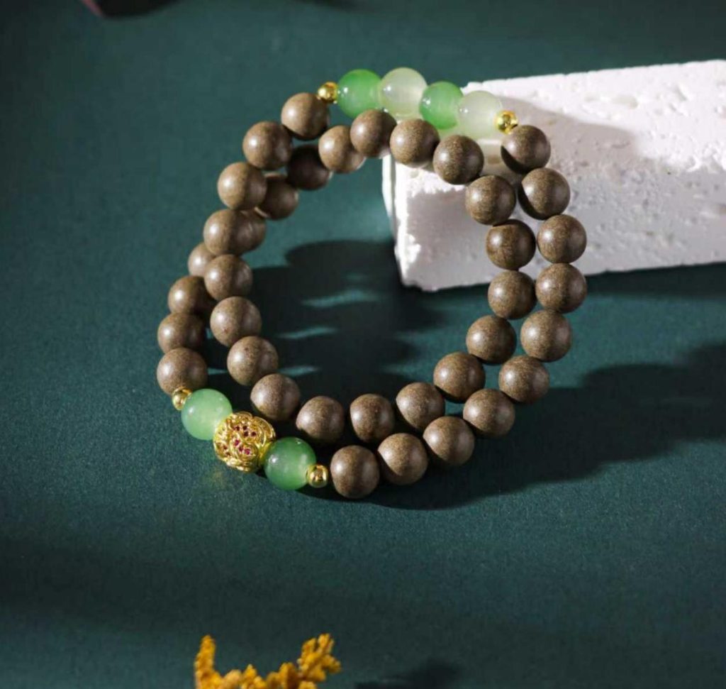 “Spring Mountain Jade" Botanical Scented Mala Bracelet | White Tea & Sandalwood